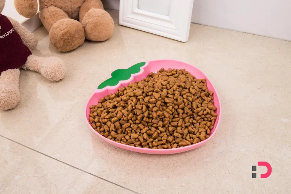 تهیه غذای رژیمی گربه خانگی با مکمل و ویتامین‌ها | پت‌شاپ آنلاین پتدونی 1404